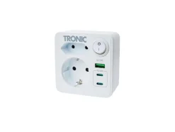 Adaptador de enchufe y usb