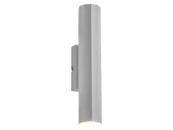 Aplique de pared con haz de luz hacia arriba y hacia abajo.