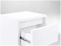 Armario lateral de baño »OSLO«, resistente a los arañazos y de fácil mantenimiento.