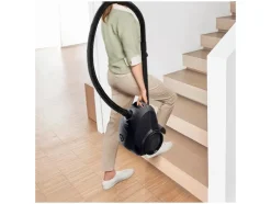 Aspiradora con bolsa 900W máx. Negra, BGDS2BAL manguera textil.