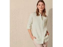 Blusa de mujer de calidad crinkle.