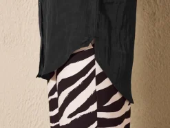 Blusa de mujer de calidad crinkle.