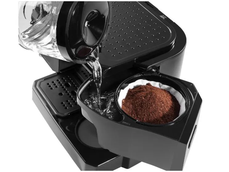 Cafetera combinada »BCO411« para espresso y café de filtro.
