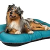 Cama para perros de exterior, con superficie repelente al agua.