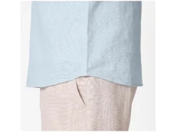 Camisa casual de hombre con lino.
