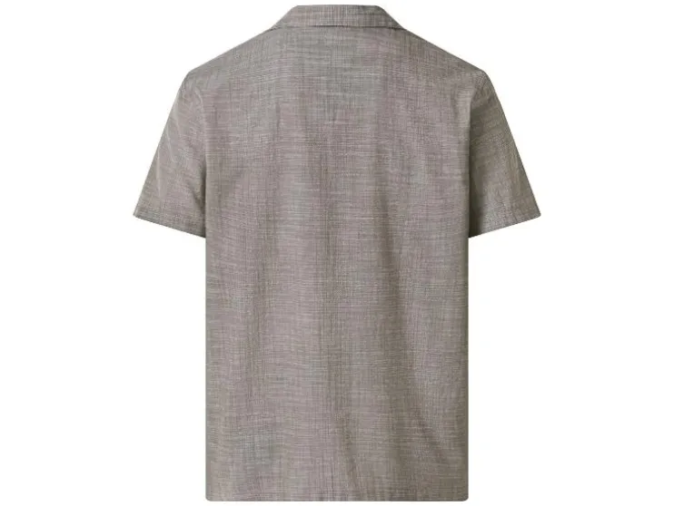 Camisa de hombre, corte regular.