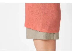 Camiseta de mujer con lino