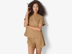 Camiseta de mujer con textura arrugada de moda