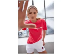 Camiseta de mujer de pura algodón.