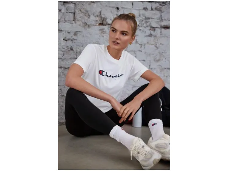 Camiseta de mujer de pura algodón.