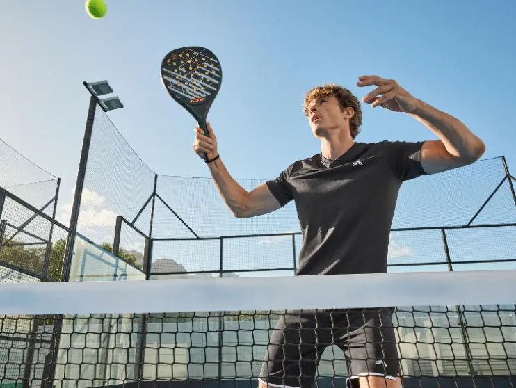 Camiseta funcional de piqué para hombre de tenis/pádel.