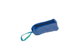 Chaleco funcional de hombre, con elementos decorativos reflectantes.
