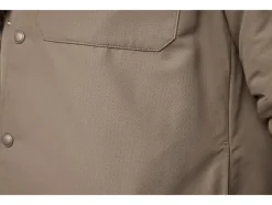 Chaqueta de hombre en calidad ripstop moderna.