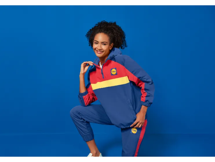 Chaqueta de mujer con estampado de Lidl.