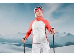 Chaqueta de mujer, parte delantera de material acolchado.
