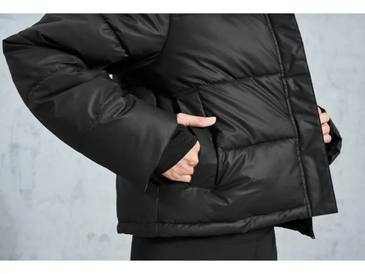 Chaqueta funcional de mujer, corte corto.