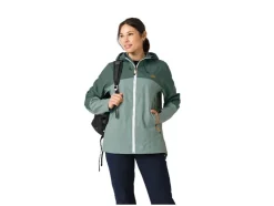 Chaqueta funcional de mujer, resiste incluso la lluvia fuerte.