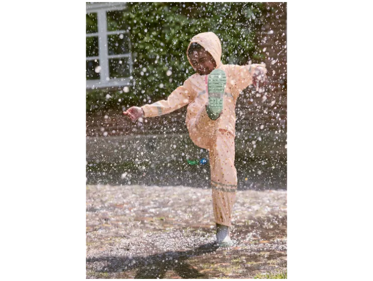 Chaqueta impermeable y de juego forrada para bebés y niños pequeños