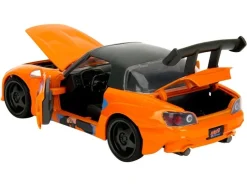 Coche a escala, coche y figura de Naruto, 1:24.