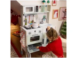 Cocina de madera, 3 alturas regulables, con trasera jugable.