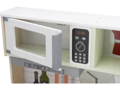 Cocina de madera, 24 piezas.