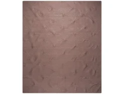 Colcha, 220 x 240 cm.