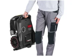 Cortacésped robótico a batería »PPAMR 1250 A1«, hasta 1250 m² con batería, estación de carga y con videovigilancia sin cable perimetral.