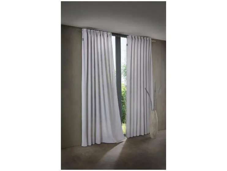 Cortina de aspecto de pana, 135 x 245 cm.