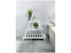 Escarpa para plantas, con 3 niveles.