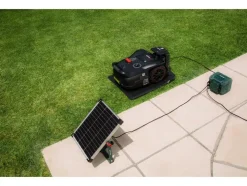 Estación de carga solar con batería de 20 V para cortacésped robotizado »PASLM 25 A1«, con batería.