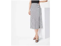Falda midi de mujer, con abertura lateral.