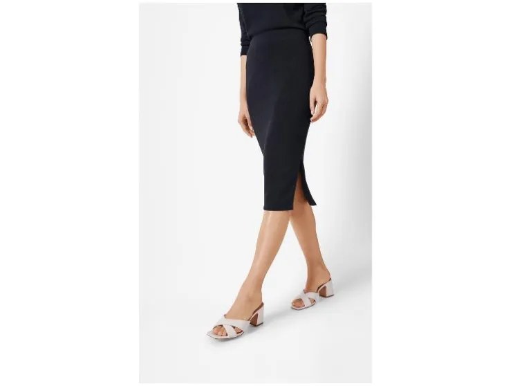 Falda midi de mujer, en punto estructurado de moda.