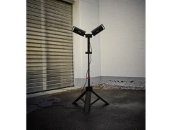 Faro de trabajo LED 2x50W con trípode.