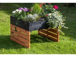 Garaje para cortacésped robotizable con jardinera