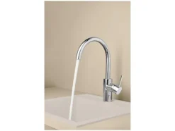 Grifo de cocina con caño alto