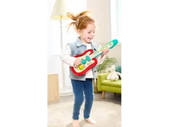 Instrumentos musicales con efecto pixelado.