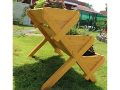 Jardinera elevada »Trio«, de madera de alerce, L 110 x An 74 x Al 89 cm.