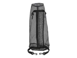 Kayak de nailon, sistema de 3 cámaras de aire, con 2 remos dobles.