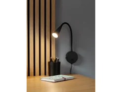 Lámpara de pared LED, con cuello de metal flexible.