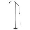 Lámpara de pie LED, 1 luz, con brazo metálico flexible.