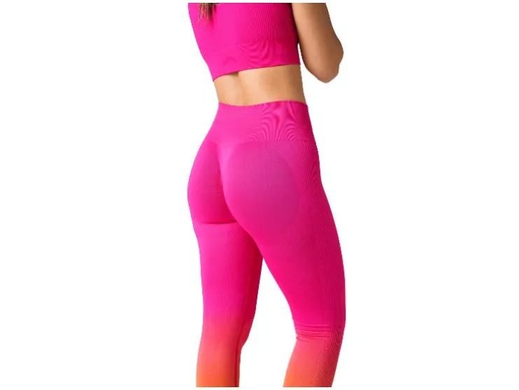 Mallas deportivas técnicas premium para mujer, con efecto push-up.