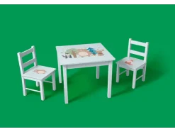 Mesa infantil con 2 sillas