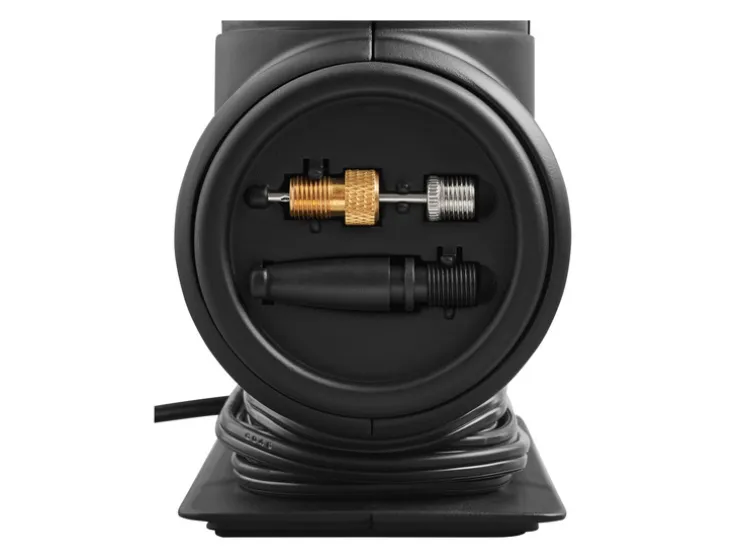 Mini compresor »UMK 10 E4«, con 3 adaptadores.
