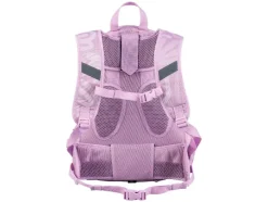 Mochila escolar, con sistema de transporte regulable en altura.