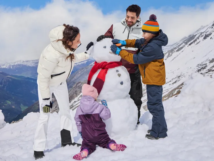 Monos de nieve con capucha para bebé y niño pequeño.