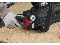 Motosierra eléctrica »PPEKS 2500 A1«, interruptor de protección a 2 manos.