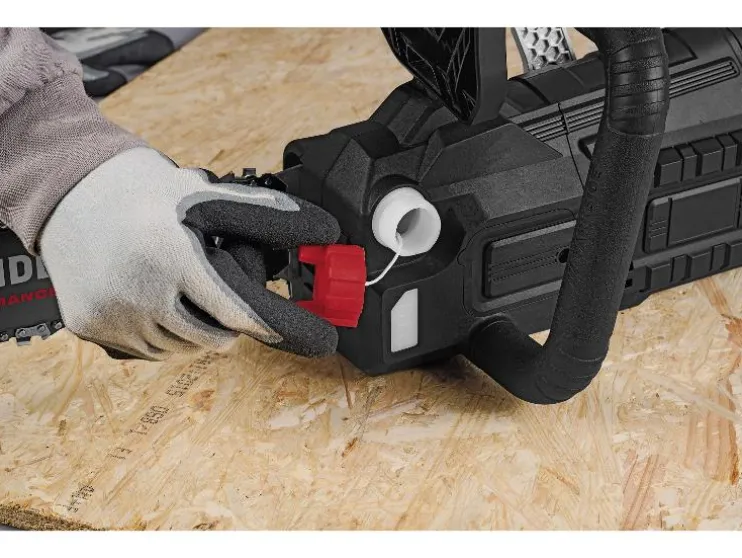 Motosierra eléctrica »PPEKS 2500 A1«, interruptor de protección a 2 manos.