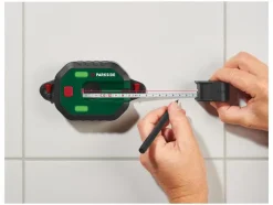 Nivel láser con flexómetro »PLLM 10 A1«, con indicador LED.