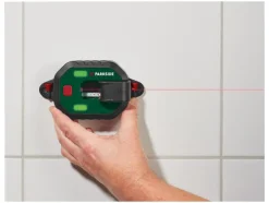 Nivel láser con flexómetro »PLLM 10 A1«, con indicador LED.