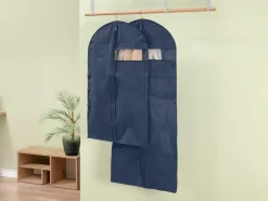 Organizador textil, de material resistente.